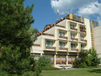 3-Sterne Hotel in Ungarn - See Velence - Hotel Gardony - Hotel Gardony - 3-Sterne Hotel am Ufer des Velencei-Sees in Gardony