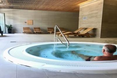 4* Wellnesshotel am Plattensee Sonderpreis in Balatonfured - ✔️ Akadémia Wellness Hotel**** Balatonfüred - Akadémia Wellness Hotel in Balatonfüred mit Halbpensionspaketen