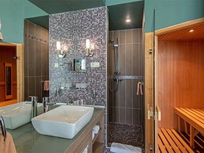 5* Hotelzimmer mit Whirlpool im Azur Hotel Premium in Balaton - ✔️ Azúr Prémium Hotel Siófok ✔️ 5* Wellnesshotel Siófok