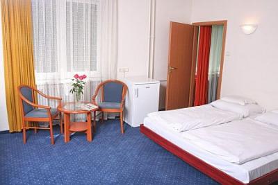 Pauschalangebote mit Halbpension am Plattensee im Hotel Club Aliga - ✔️ Club Aliga Hotel*** Balatonaliga - Balatonvilagos Plattensee