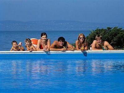 Ungarn - Hotel Europa am Plattensee - Siofok - Hotel direkt am Balatonufer, an der schönsten Allee von Siofok - unvergeßlicher Familienurlaub am Balaton, Ungarn - ✔️ Hotel Europa Siofok ✔️ Hotels am Plattensee Siófok