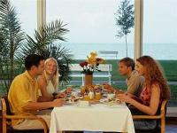 Hotel Europa - Frühstückssaal am Ufer des Plattensees