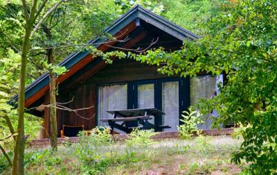 Kalmar Bungalow - Club Tihany am Plattensee - Bungalow neben dem Wald - ✔️ Club Tihany Bungalows**** ✔️ Tihany See Balaton