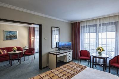 Thermal Hotel Ungarn - Suite - Kurhotel Aqua Heviz - ✔️ ENSANA Thermenhotel Aqua Héviz**** ✔️ Kurhotel Aqua Héviz