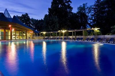 Kururlaub am Thermalsee von Heviz im Hotel Danubius Health Spa Resort Heviz - ✔️ ENSANA Thermal Hotel**** Hévíz ✔️ Thermenhotel Hévíz