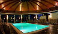Das neue Schwimmbad von Premium Hotel Panorama Siófok - Wellness-Wochenende am Balaton
