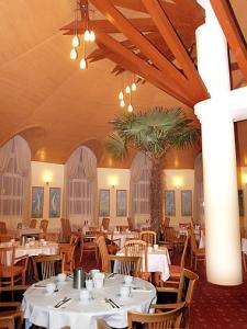 4* Discount Wellnesshotel Restaurant in Balatonalmadi - Hotel Bál Resort**** Balatonalmádi - Wellness Hotel am Plattensee