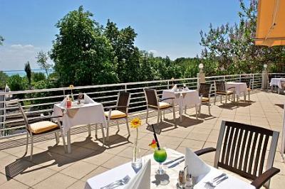 Panoramablick auf den Plattensee vom 4* Hotel Bal - Hotel Bál Resort Balatonalmádi ✔️ Wellnesshotel am Plattensee