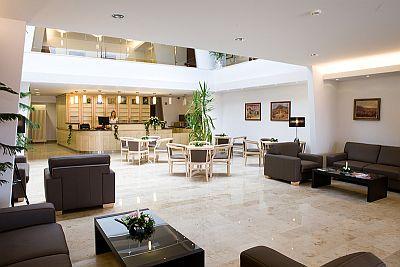 Hotel Zenit Balaton - ein neues Hotel am Nordküsten vom Plattensee, in Vonyarcvashegy - Hotel Zenit**** Balaton Vonyarcvashegy - Wellnesshotel Sonderpreis mit Panoramablick auf  Plattensee