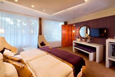 Hotelzimmer mit Balkon im Hotel Residence Siofok zum bezahlbaren Preis - ✔️ Hotel Residence**** Siófok, Plattensee ✔️ Wellnesshotel