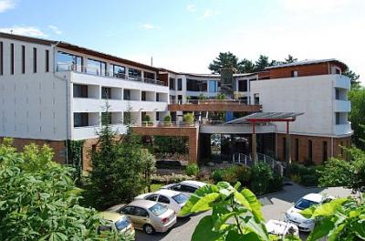 Residence Hotel Siofok - günstiges Hotel mit Halbpension am Plattensee in Siofok - ✔️ Hotel Residence**** Siofok, Plattensee - Günstiges Konferenz und Wellnesshotel in Siofok am südlichen Ufer vom Plattensee