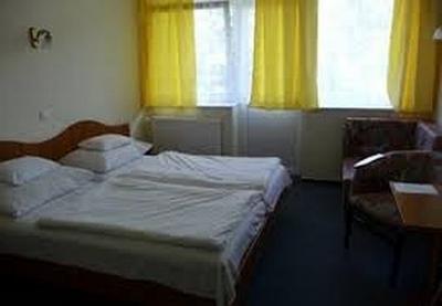 Angebot das Hotel Nostra in Siofok mit eigenem Strand am Balaton - ✔️ Hotel Nostra Siófok*** ✔️ Günstige Hotel in Siofok