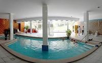 Spa Thermal Hotel Fit Heviz - ein inneres spa relax Schwimmbad  im 4gestirnten Wellnesshotel in Heviz
